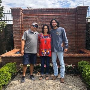 Meet your Posher, Clint